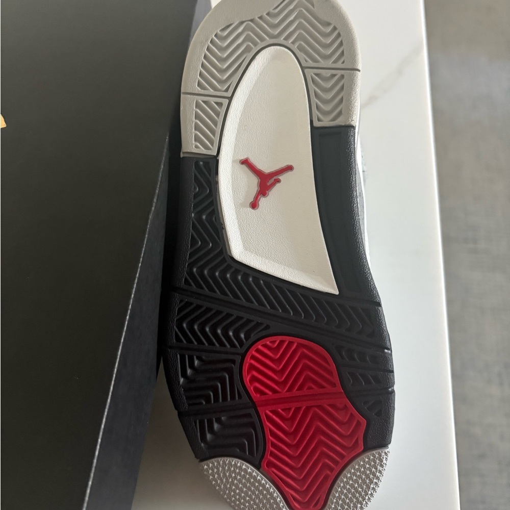 Jordan Kids White and Black Sneakers - Picture 4 of 4